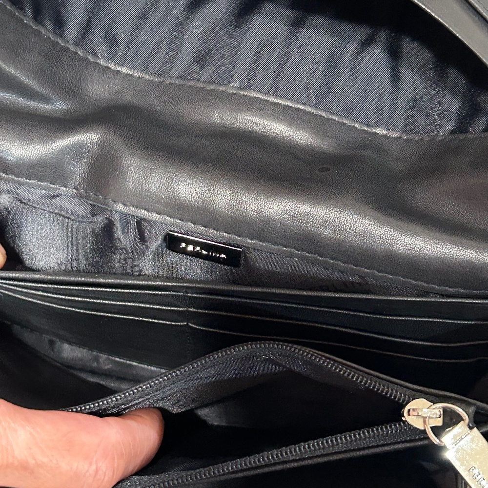Perlina Leather Crossbody/Wallet - Picture 6 of 6